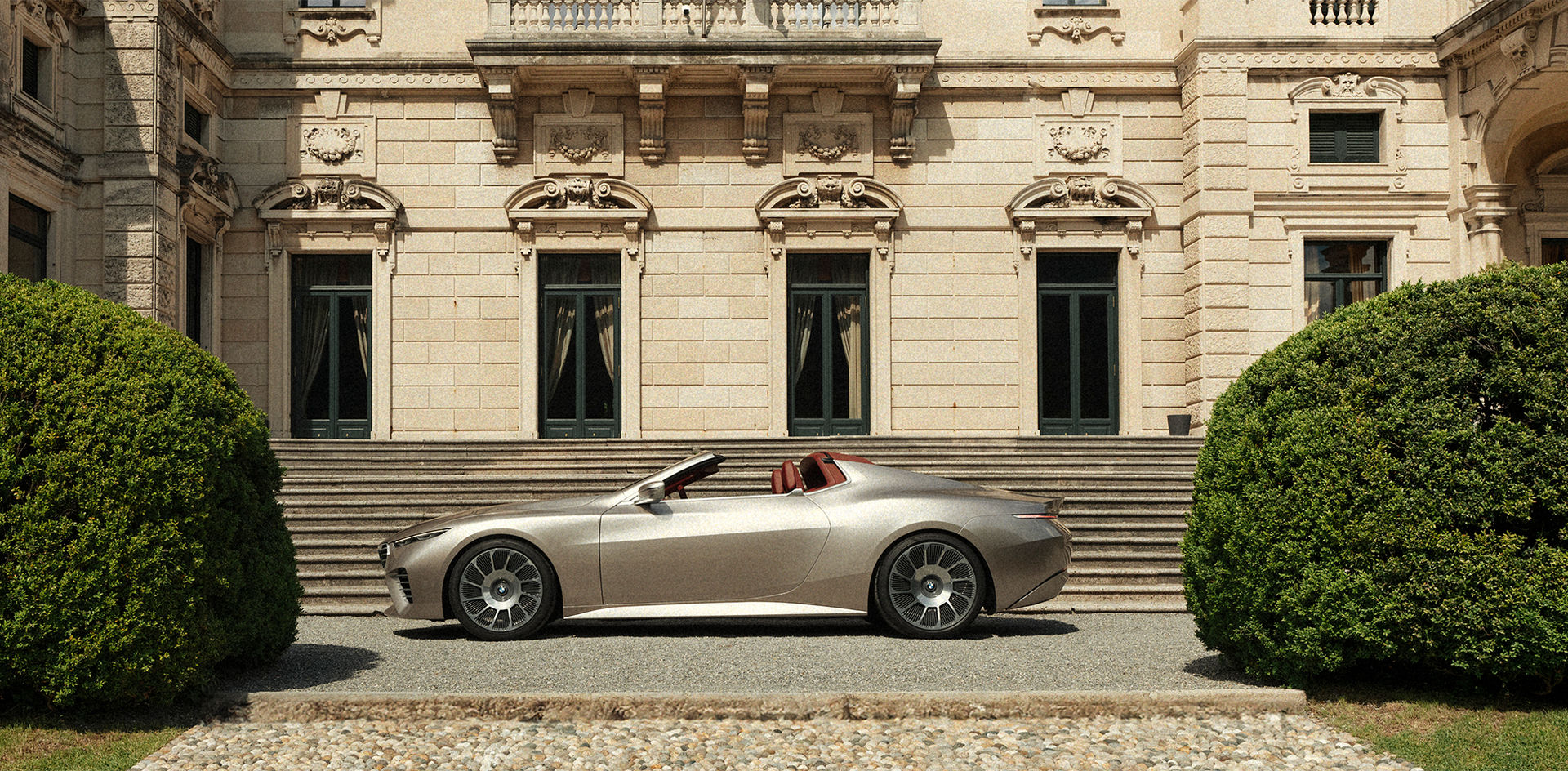 Första exemplaret av BMW Skytop levererat