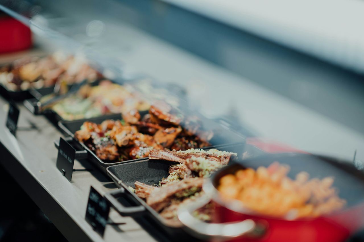 Ät inte buffé på Polishögskolan 