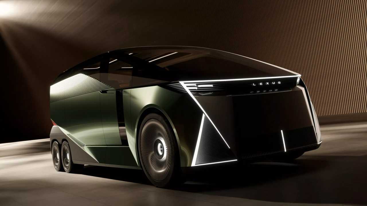 Här är Lexus LS med sex hjul