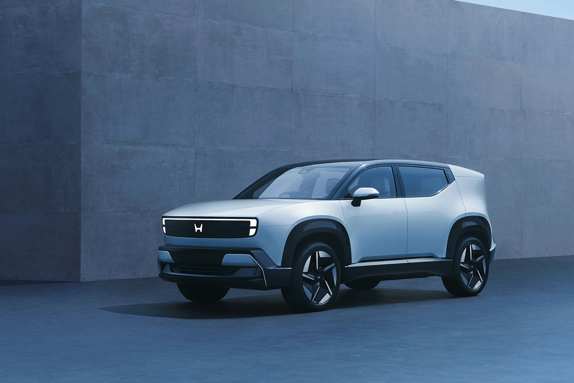 Honda visar ny eldriven SUV