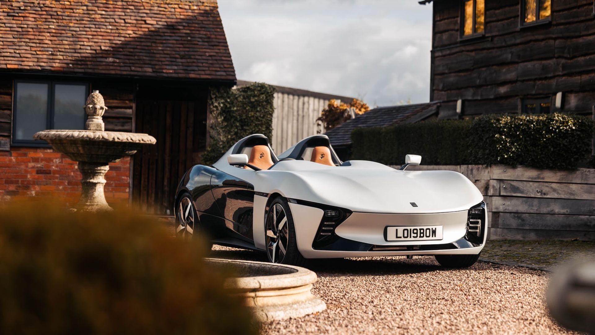 Longbow har byggt första prototypen av eldrivna Speedster