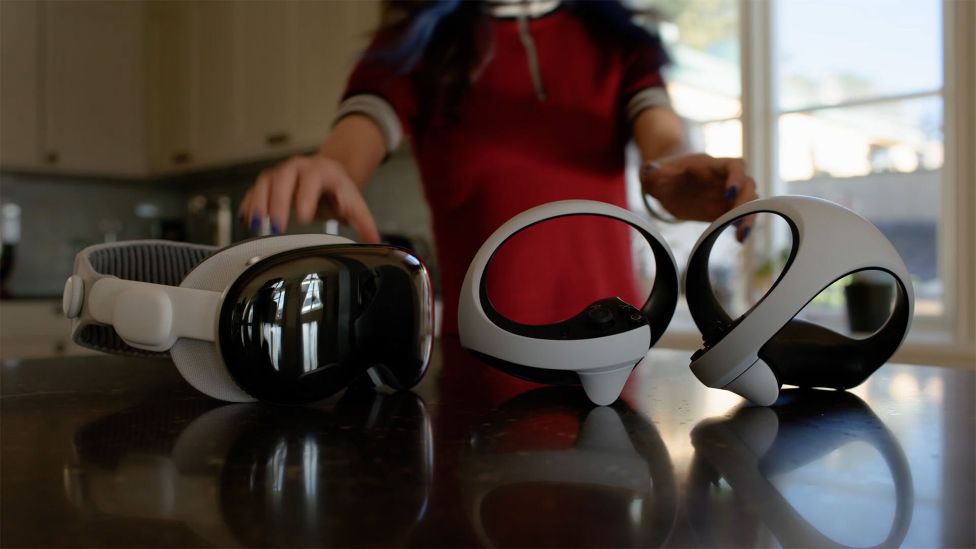 Nu har Apple börjat sälja PlayStation VR2 Sense-kontroller