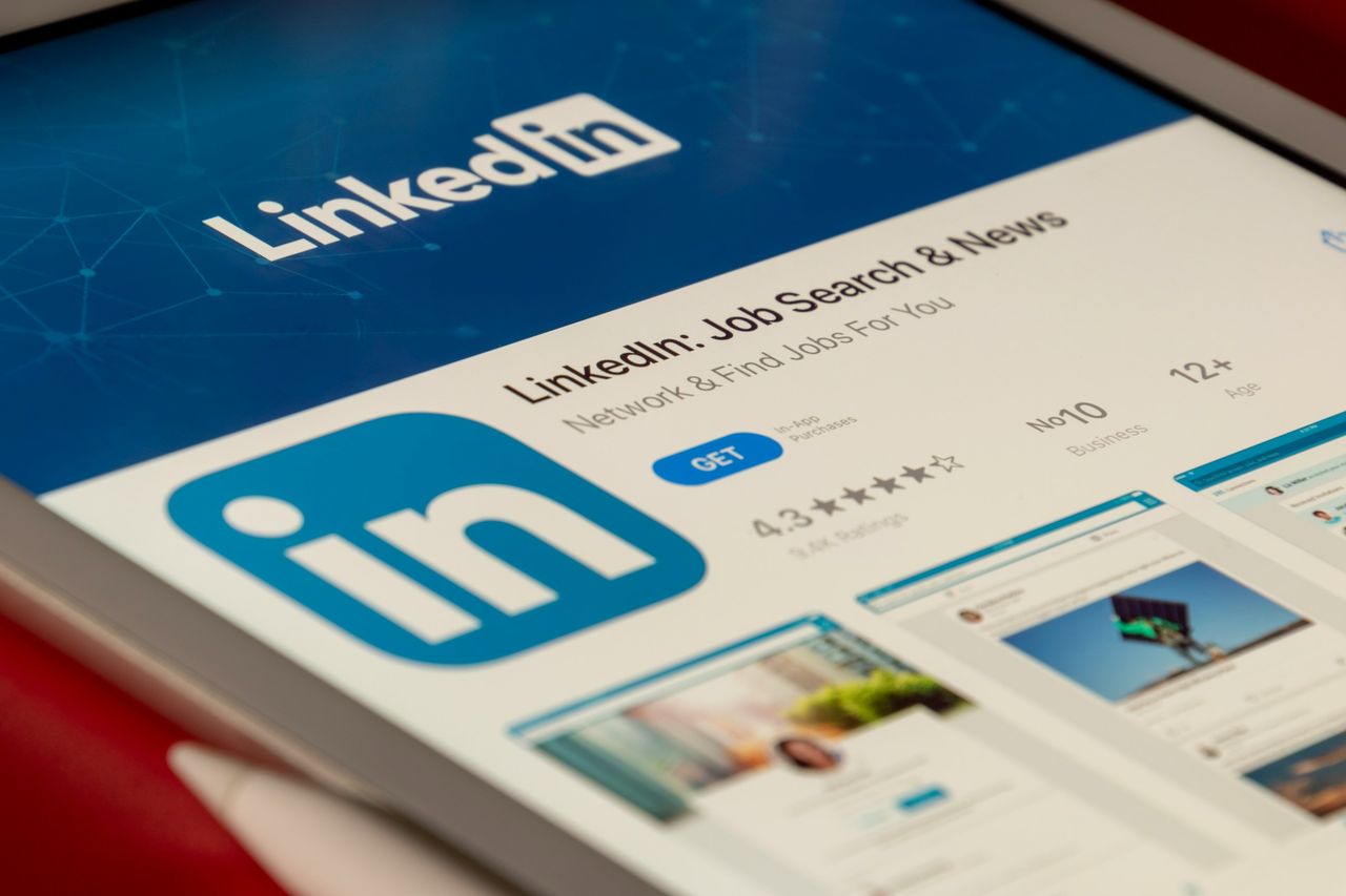 LinkedIn får AI-sök