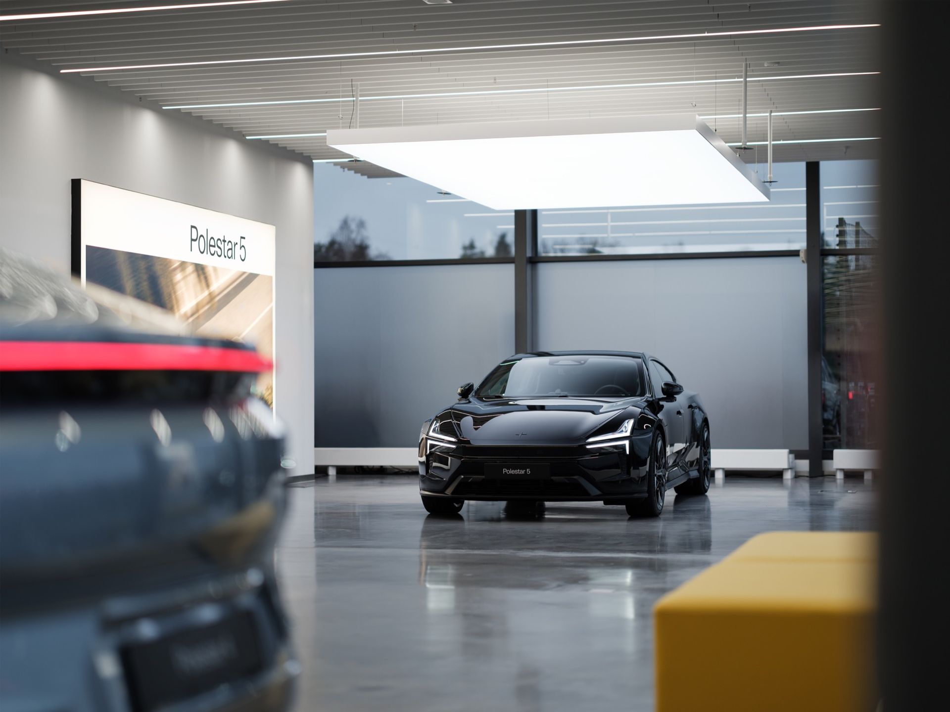 Polestars största Polestar space öppnar i Sverige