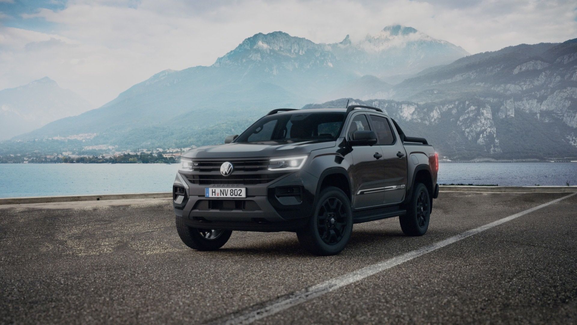 Volkswagen släpper Amarok svart som natten