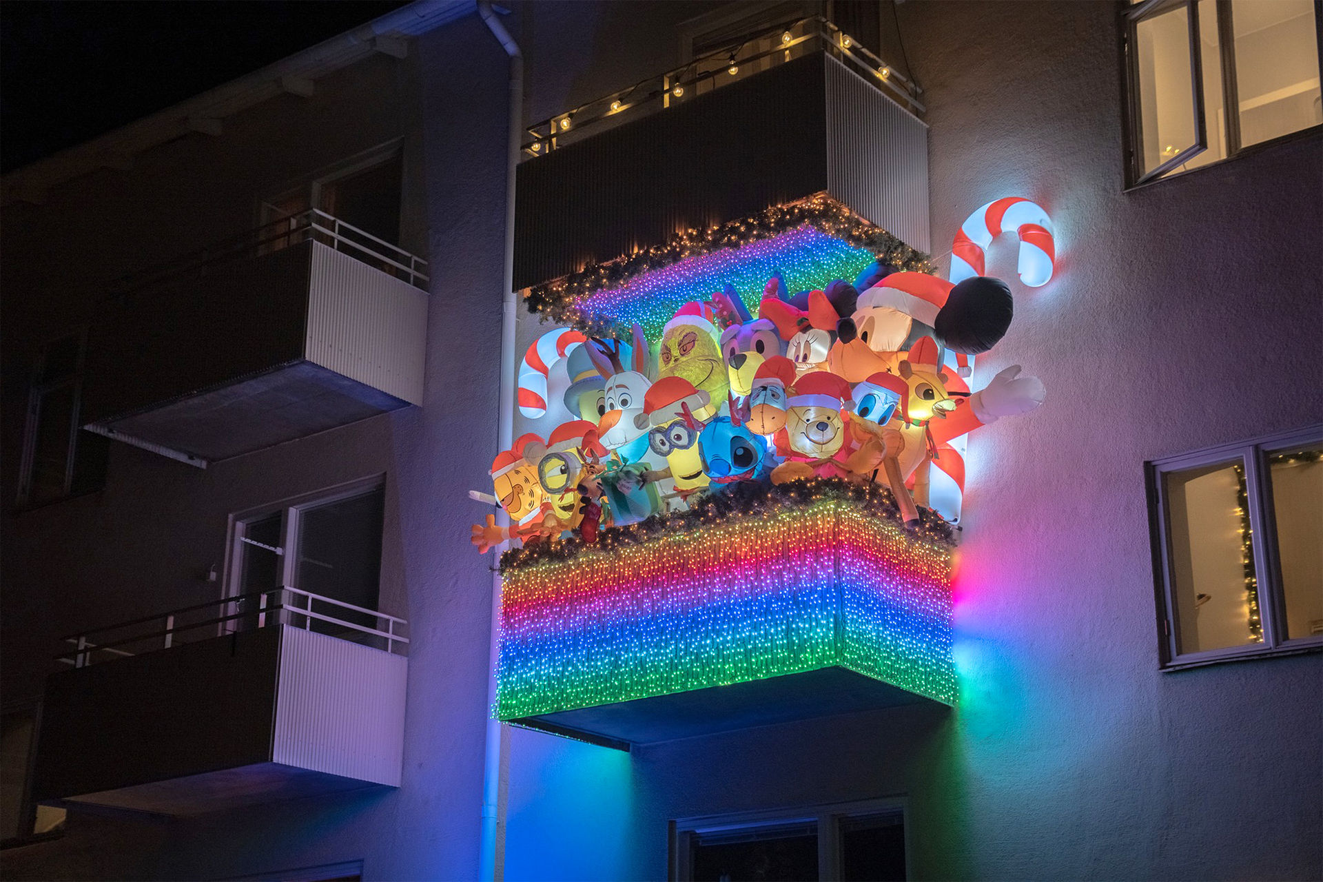 Nu är Sveriges bästa julbalkong igång