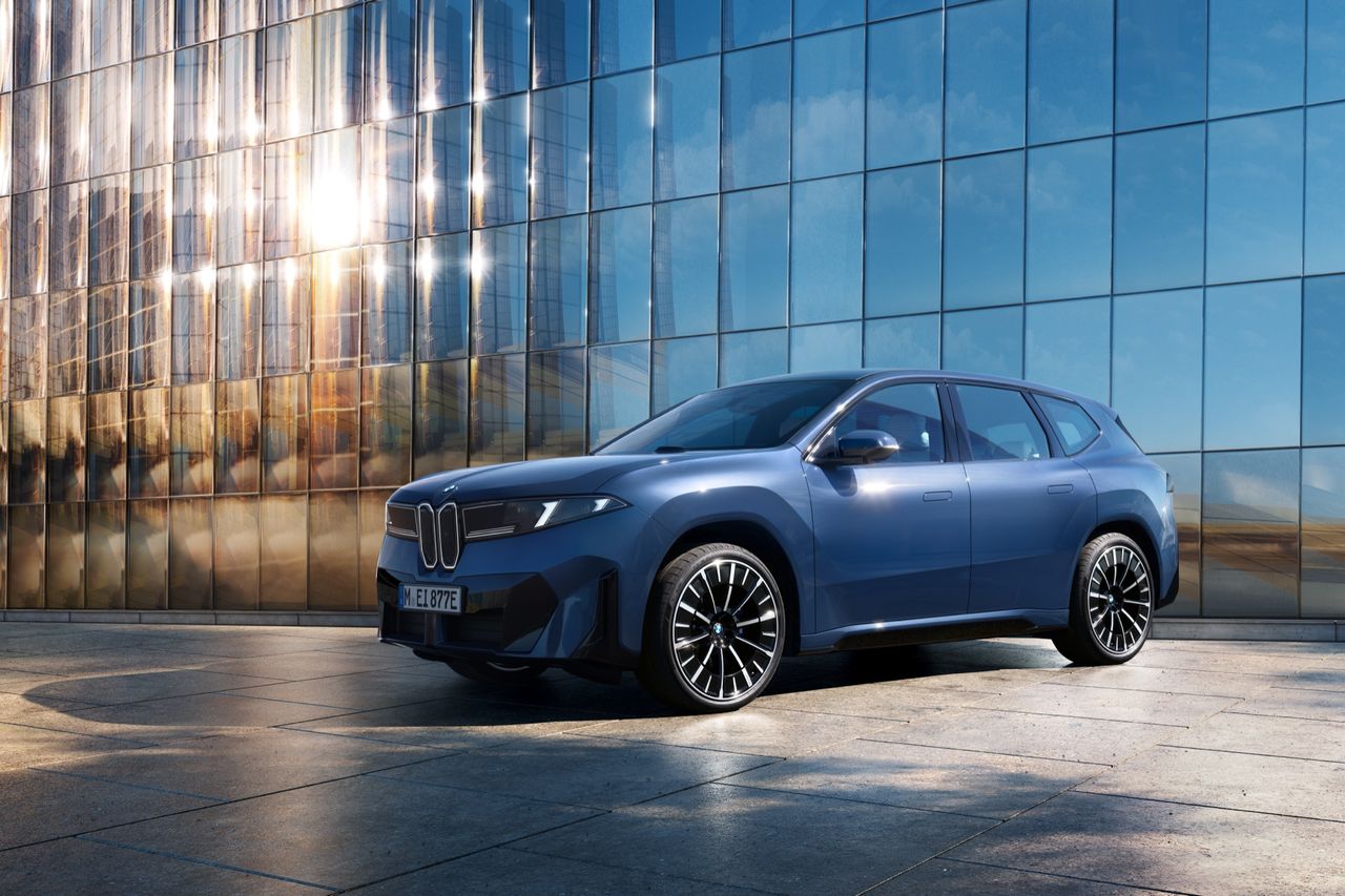 Top Gear utser nya BMW iX3 till årets bil