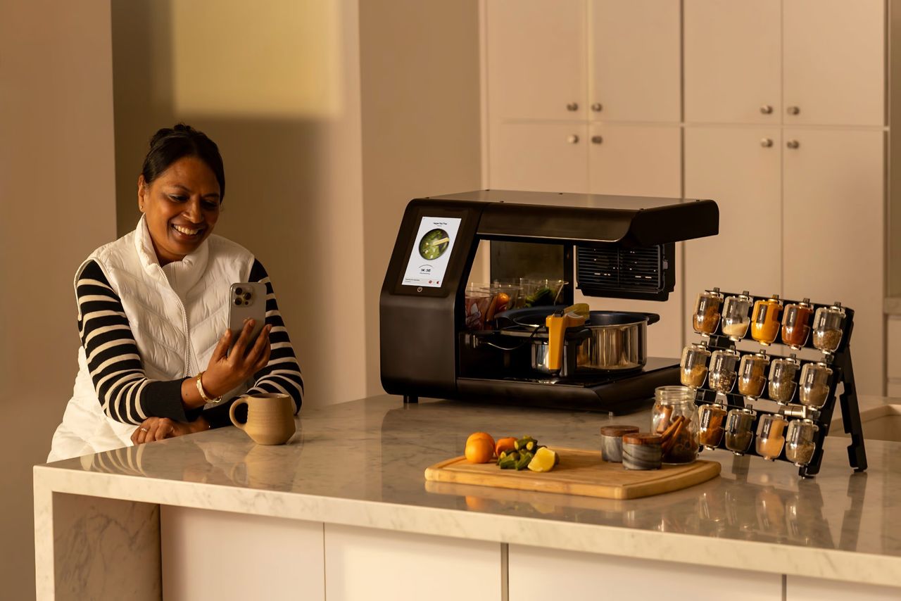 Robotkocken Posha kan tillaga över tusen recept