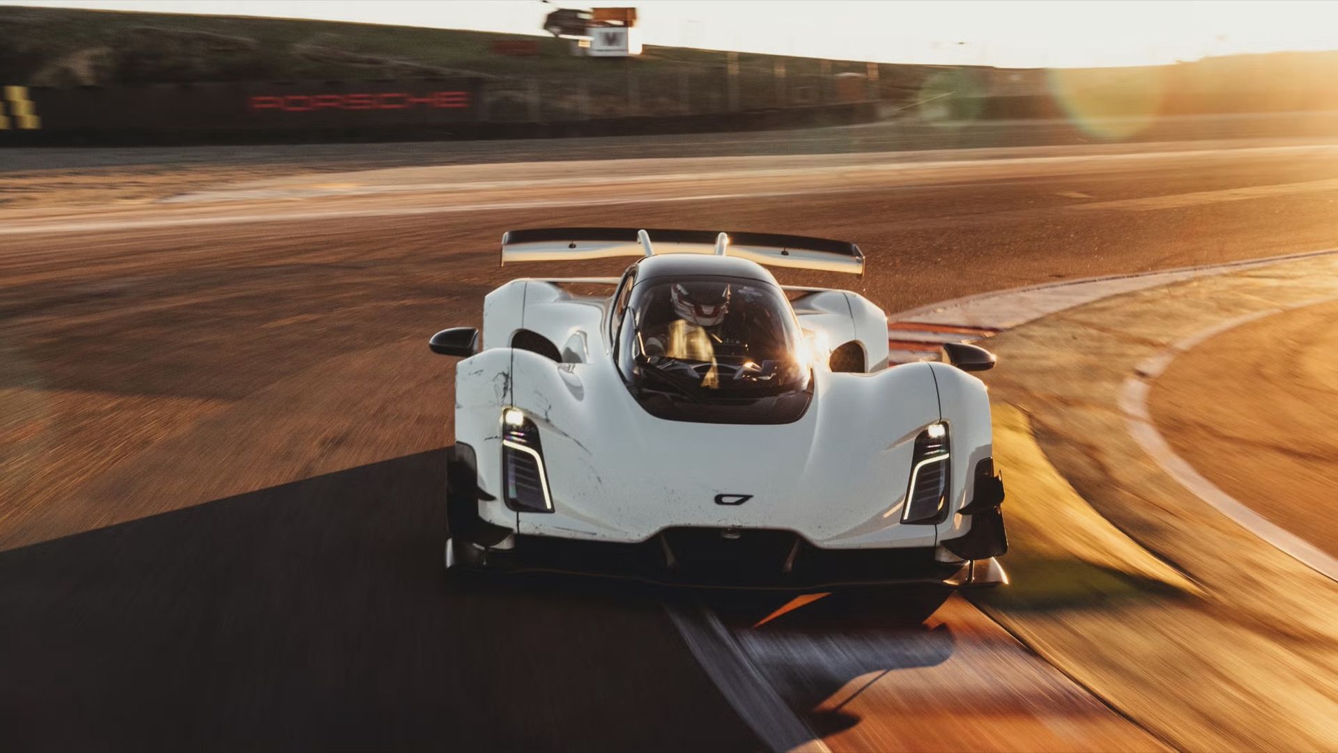 Czinger petar ner Koenigsegg från listan