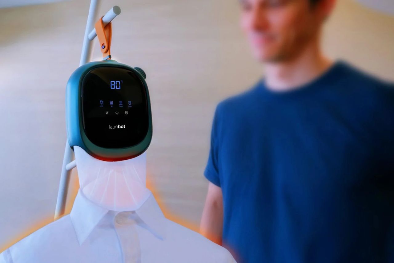 LaunBot torkar och håller kläder fria från skrynklor