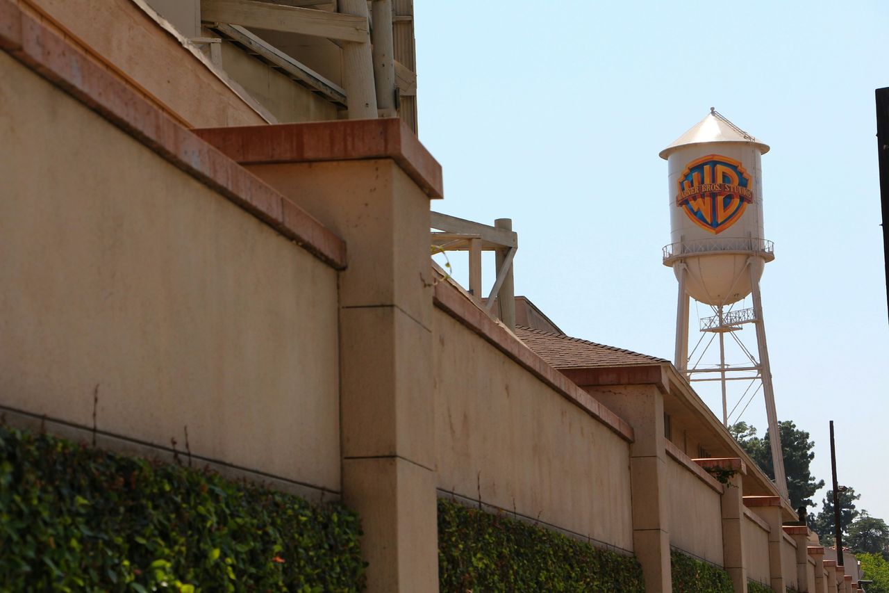 Paramount stämmer Warner Bros. Discovery