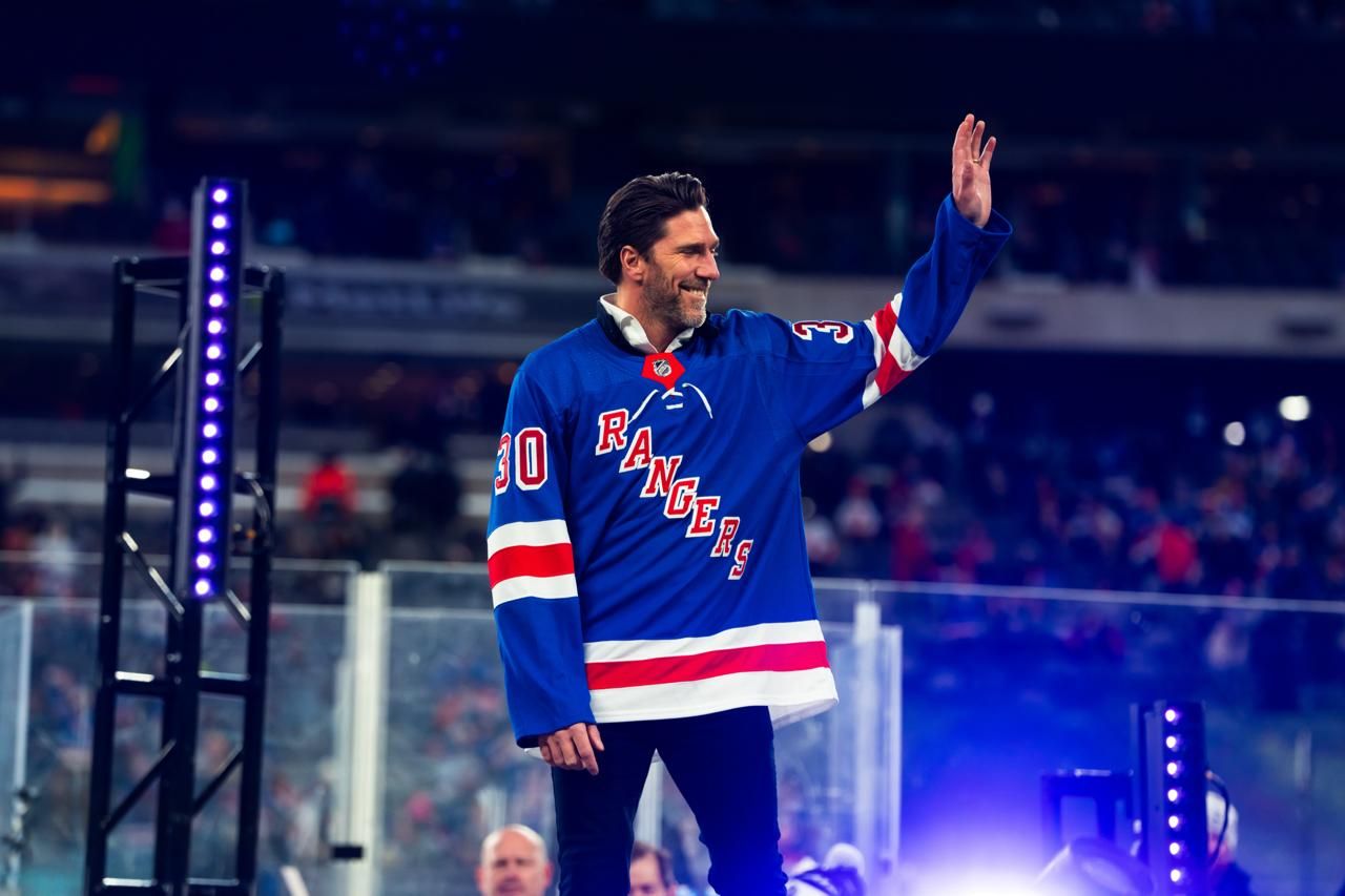 Henrik Lundqvist hoppas få med lite humor till OS-studion