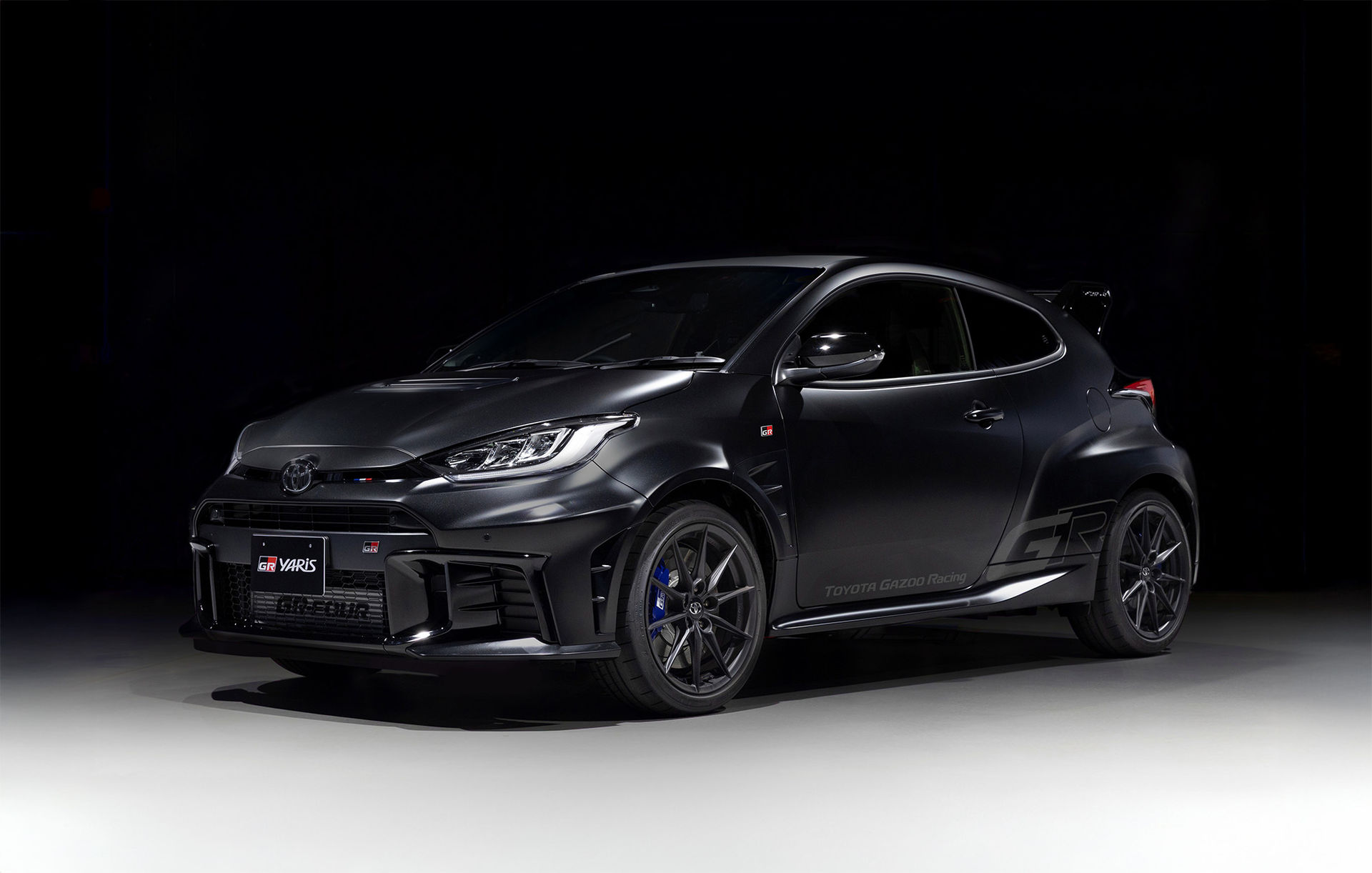 Toyota hyllar Sébastien Ogier