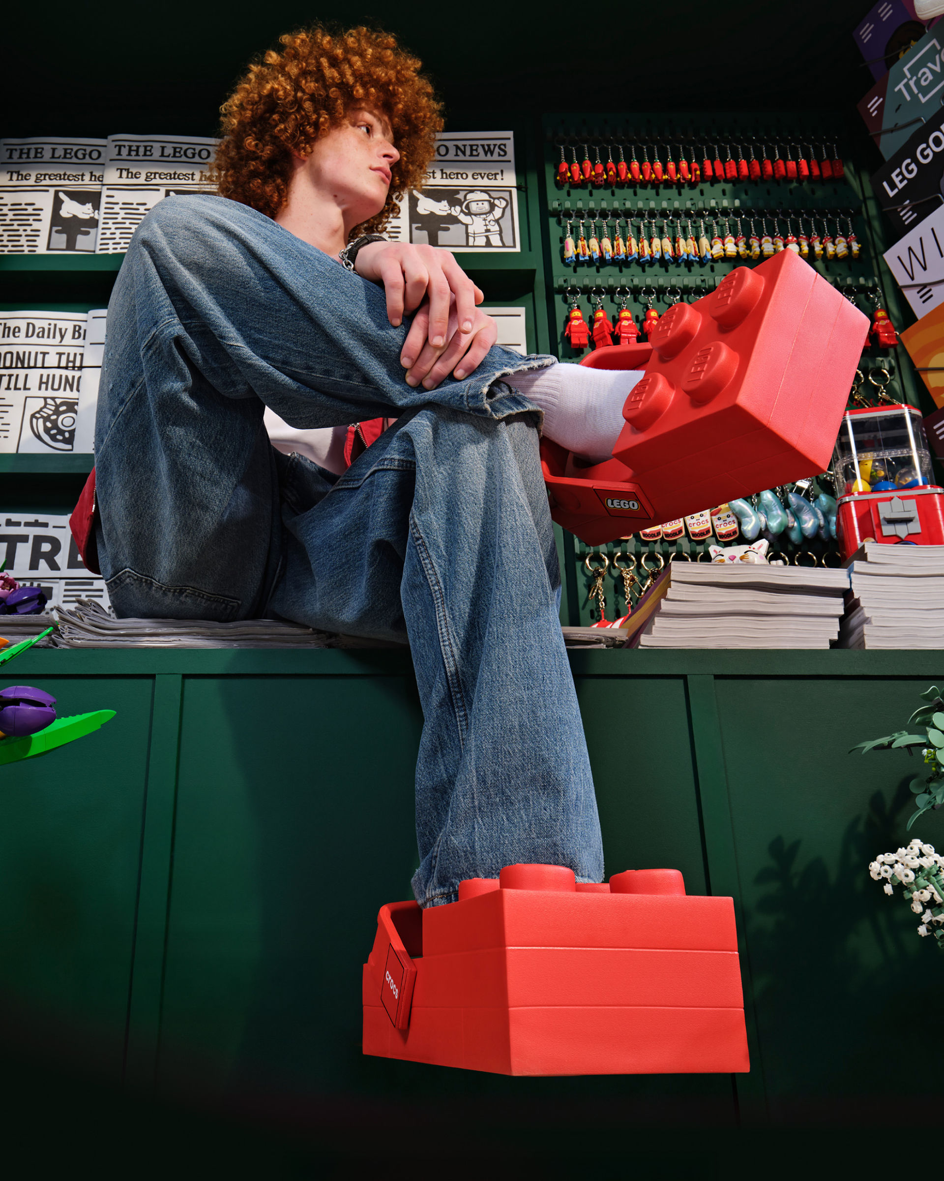 LEGO och Crocs lanserar foppatofflor