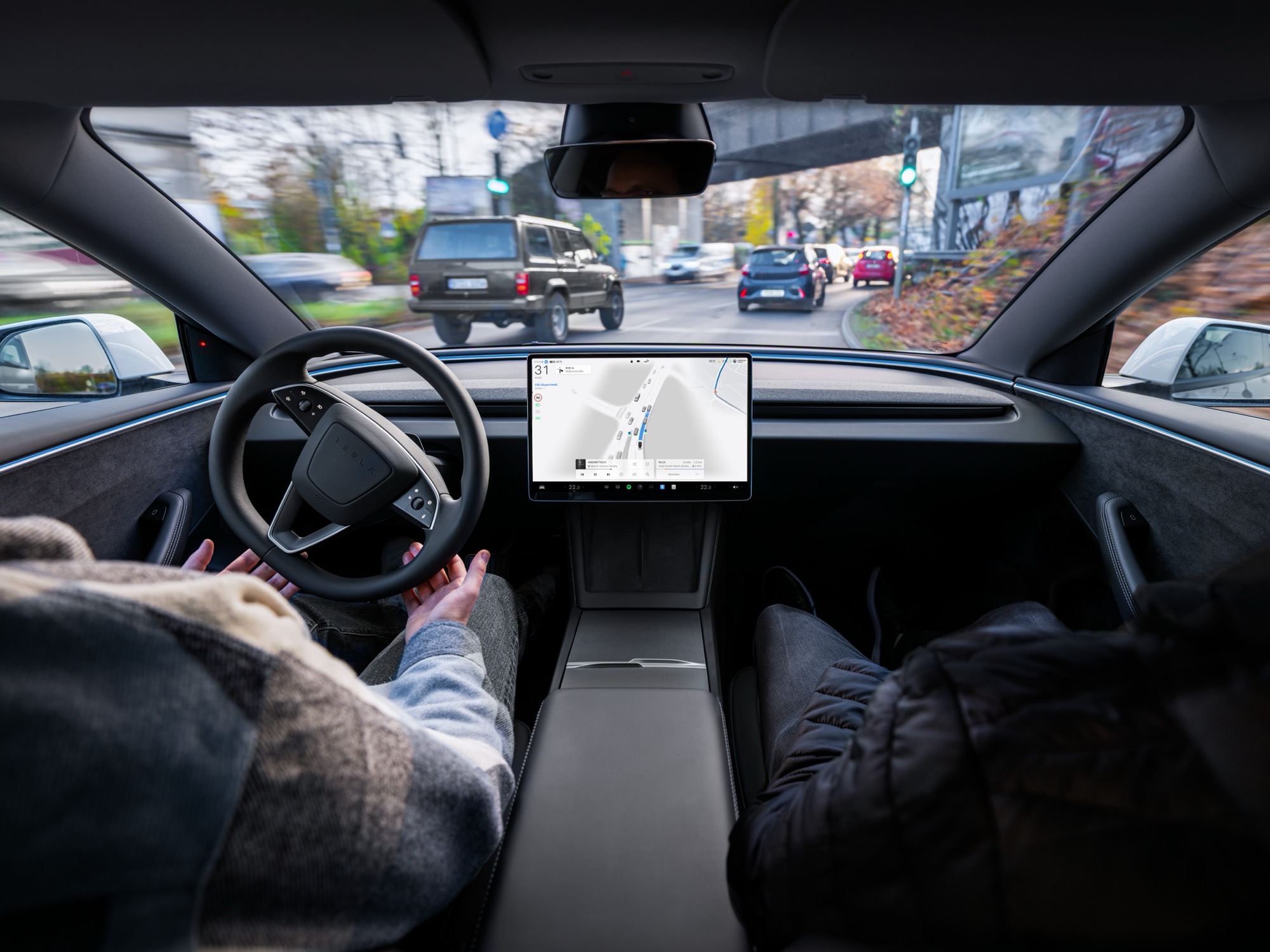 Tesla får börja med övervakad total självkörning i Sverige. Och framförallt