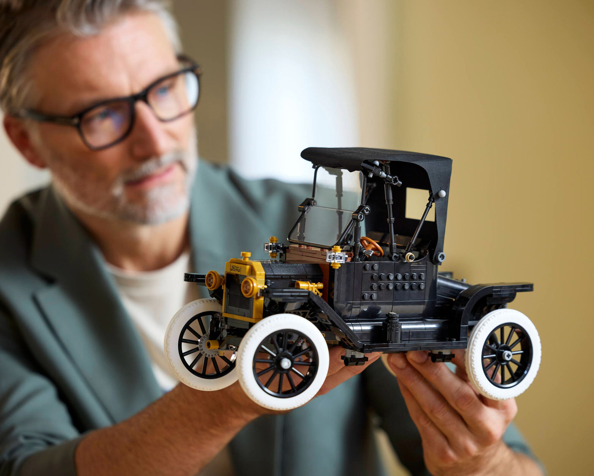 Lek löpande bandet hemma