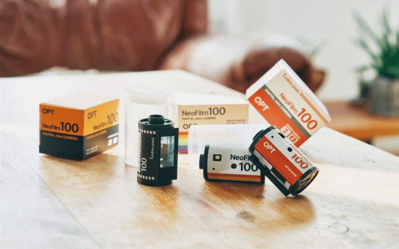 Liten kamera inuti filmrulle