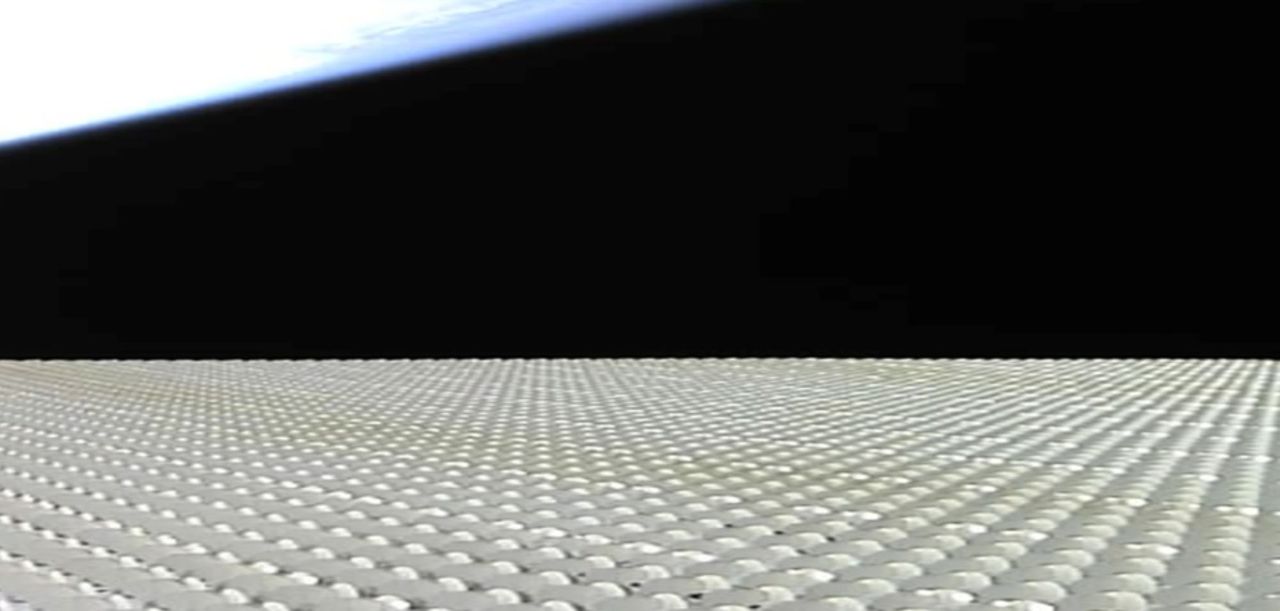 Satelliten BlueBird 6 har fällt ut sin jätteantenn