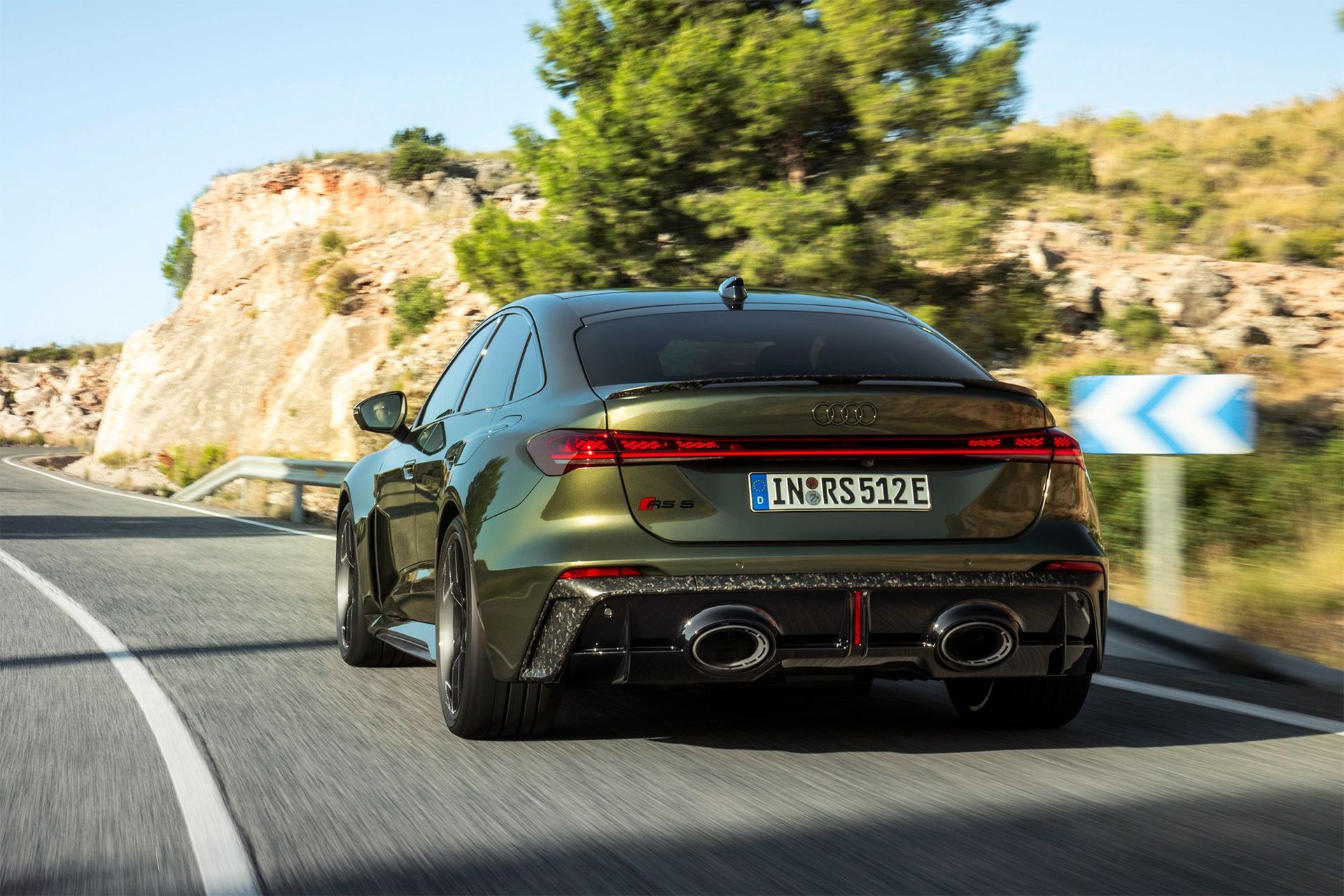 Nya Audi RS5 är riktigt, riktigt tjock