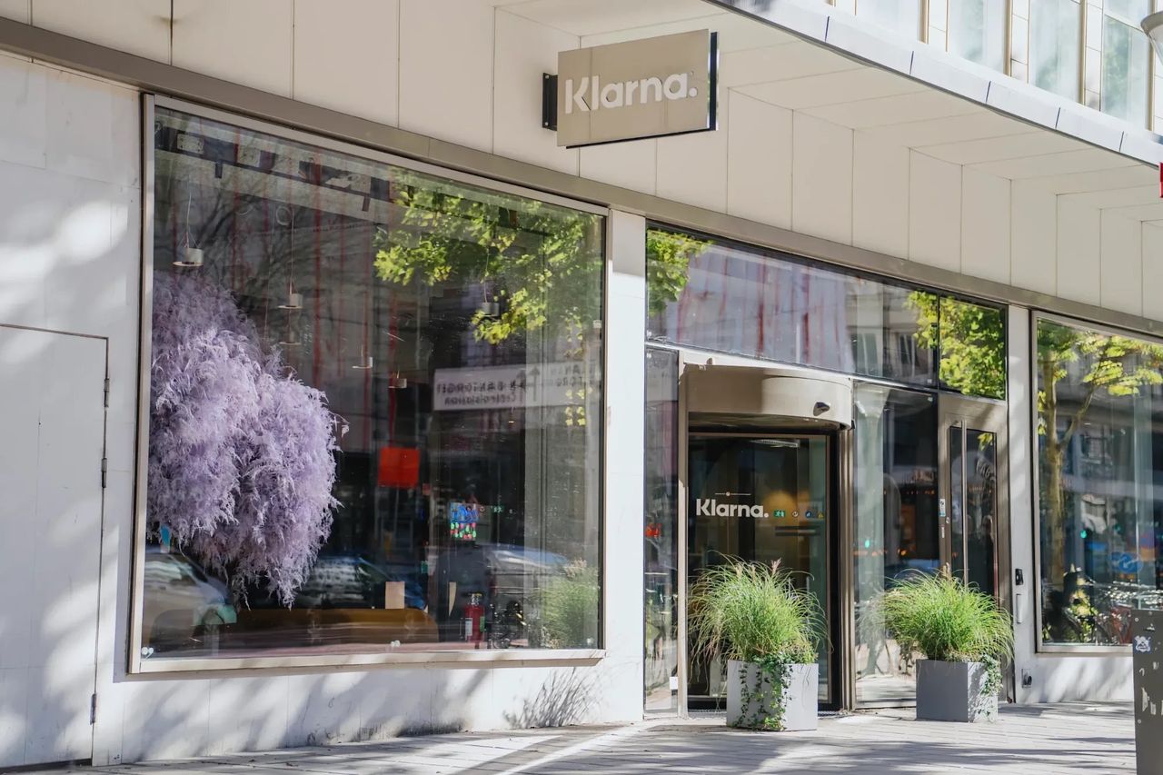 Klarna störtdyker på börsen
