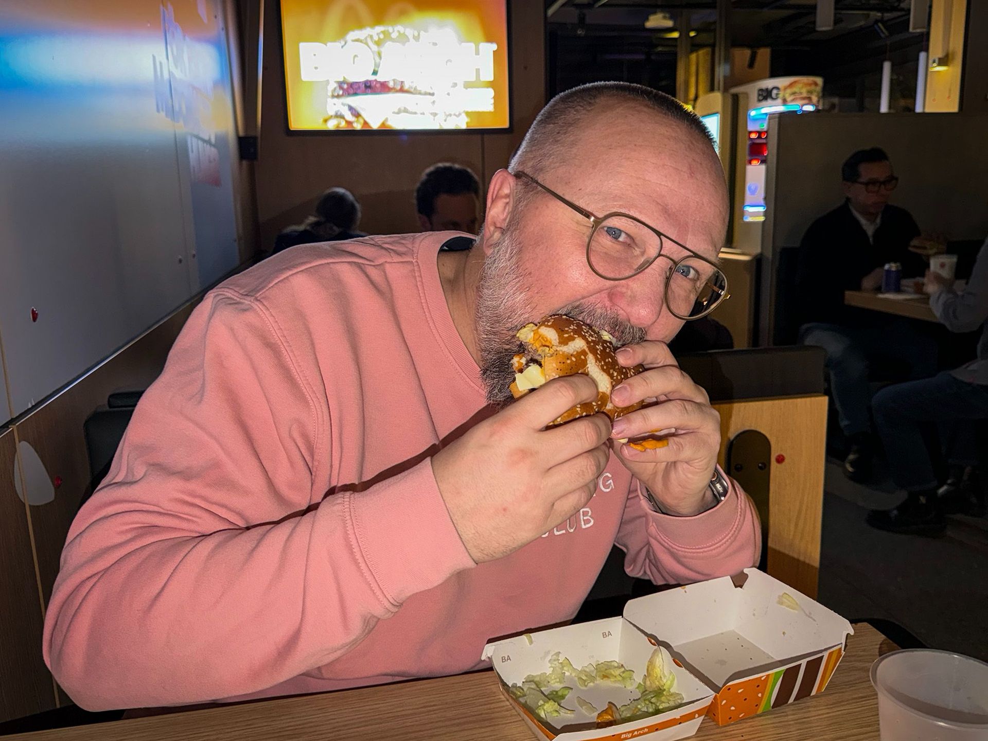 Vi har smakat McDonalds STORA nyhet