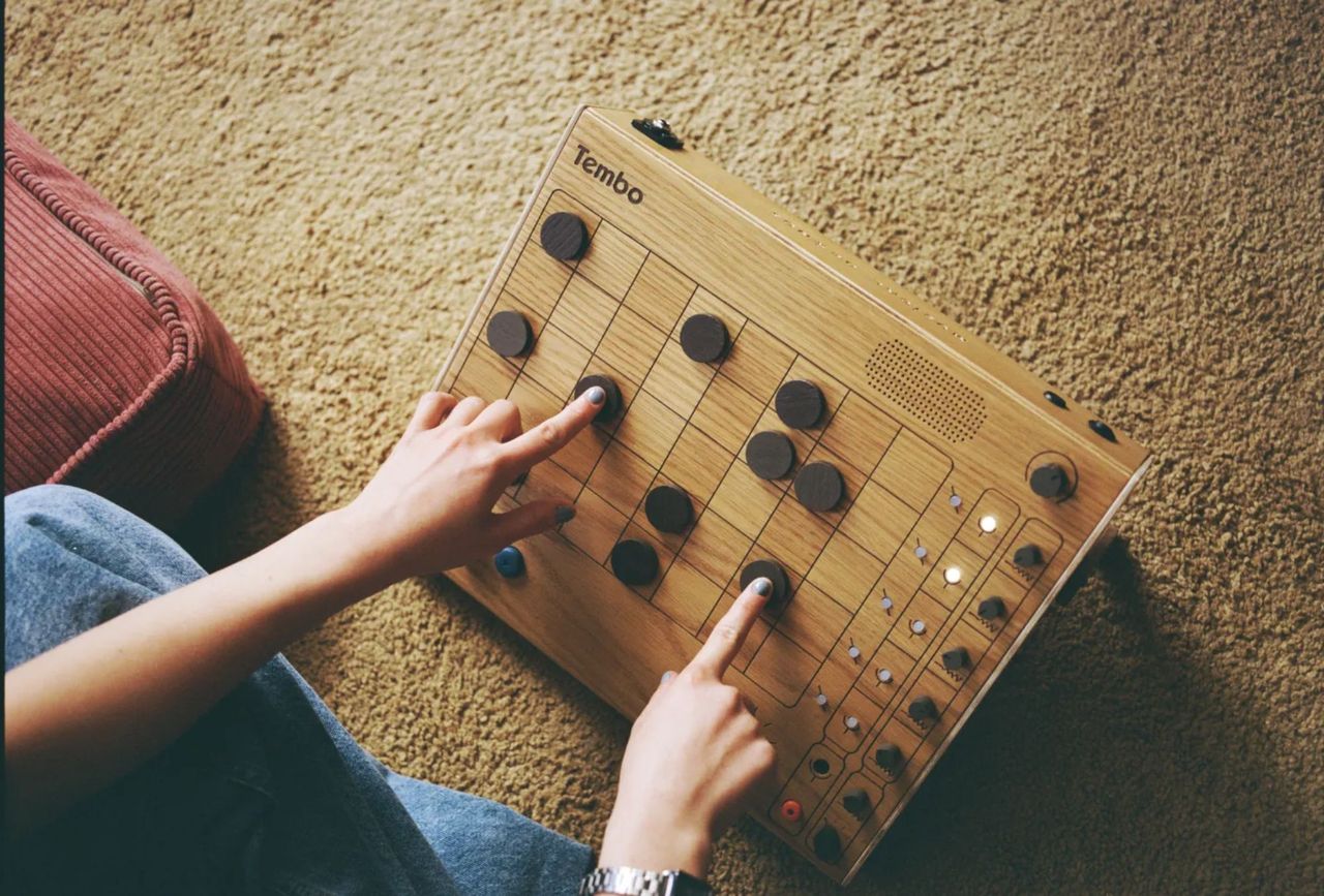 Tembo är en trummaskin i trä