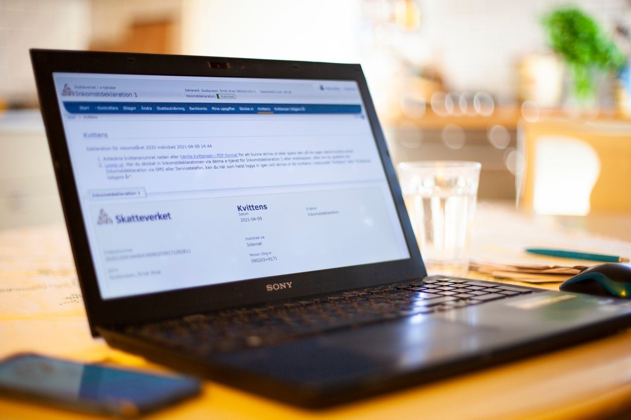 Vänta med att deklarera!