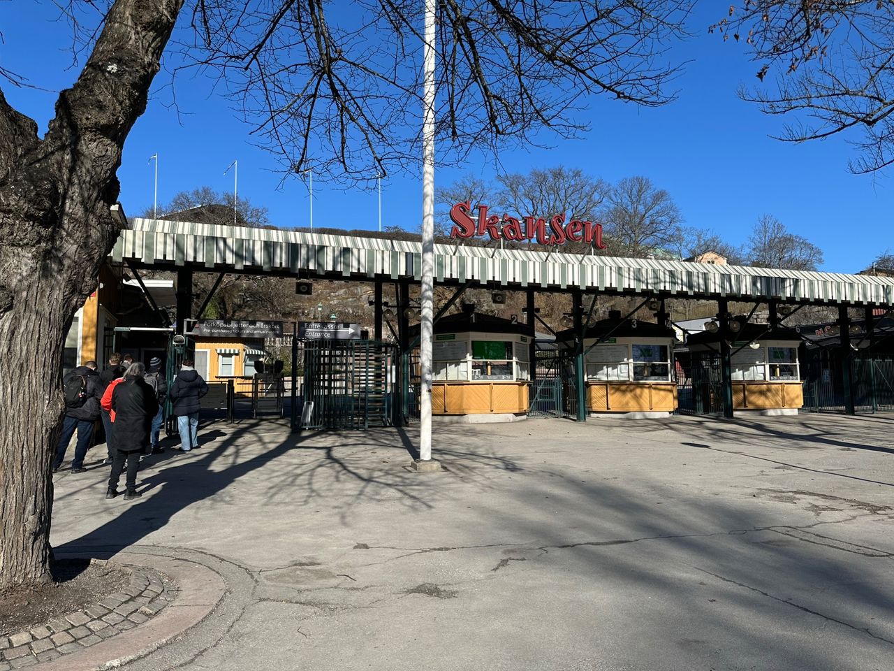 Skansen måste spara pengar