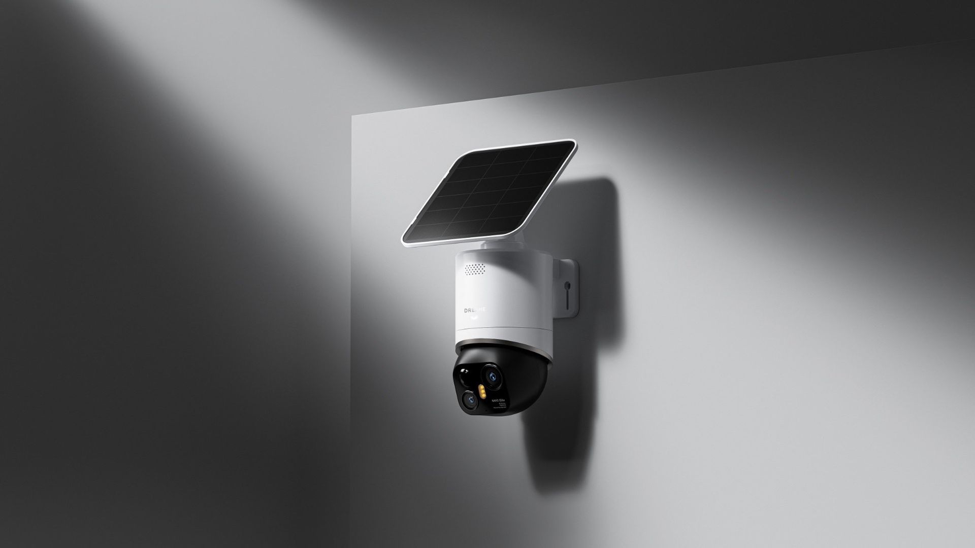 Dreame ger sig in på hemsäkerhet