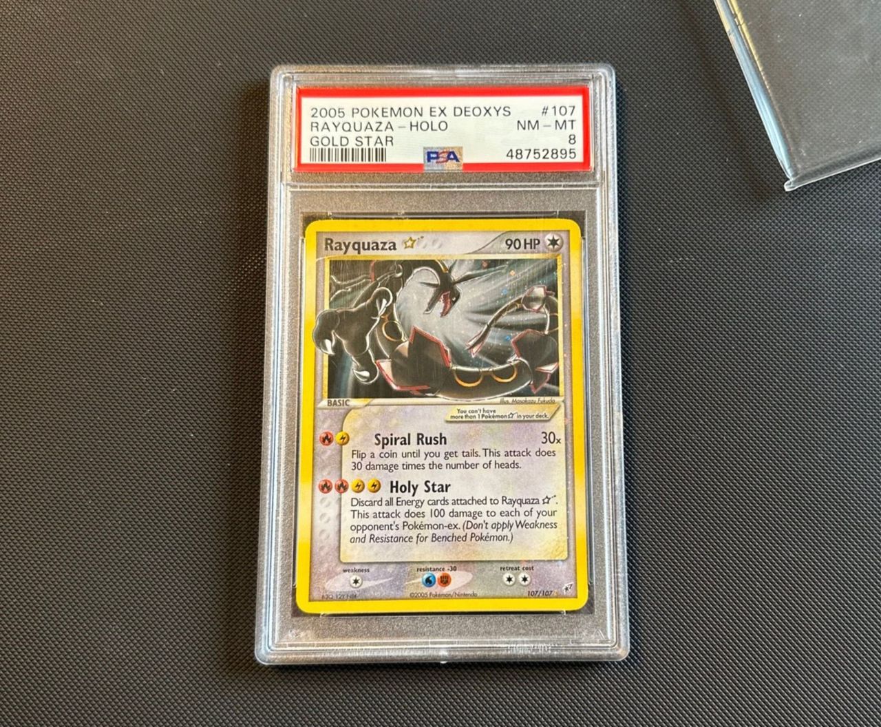 Pokémonkort gick för 200.000 kronor på Tradera