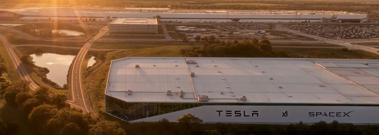 Intel inleder samarbete med Tesla och SpaceX