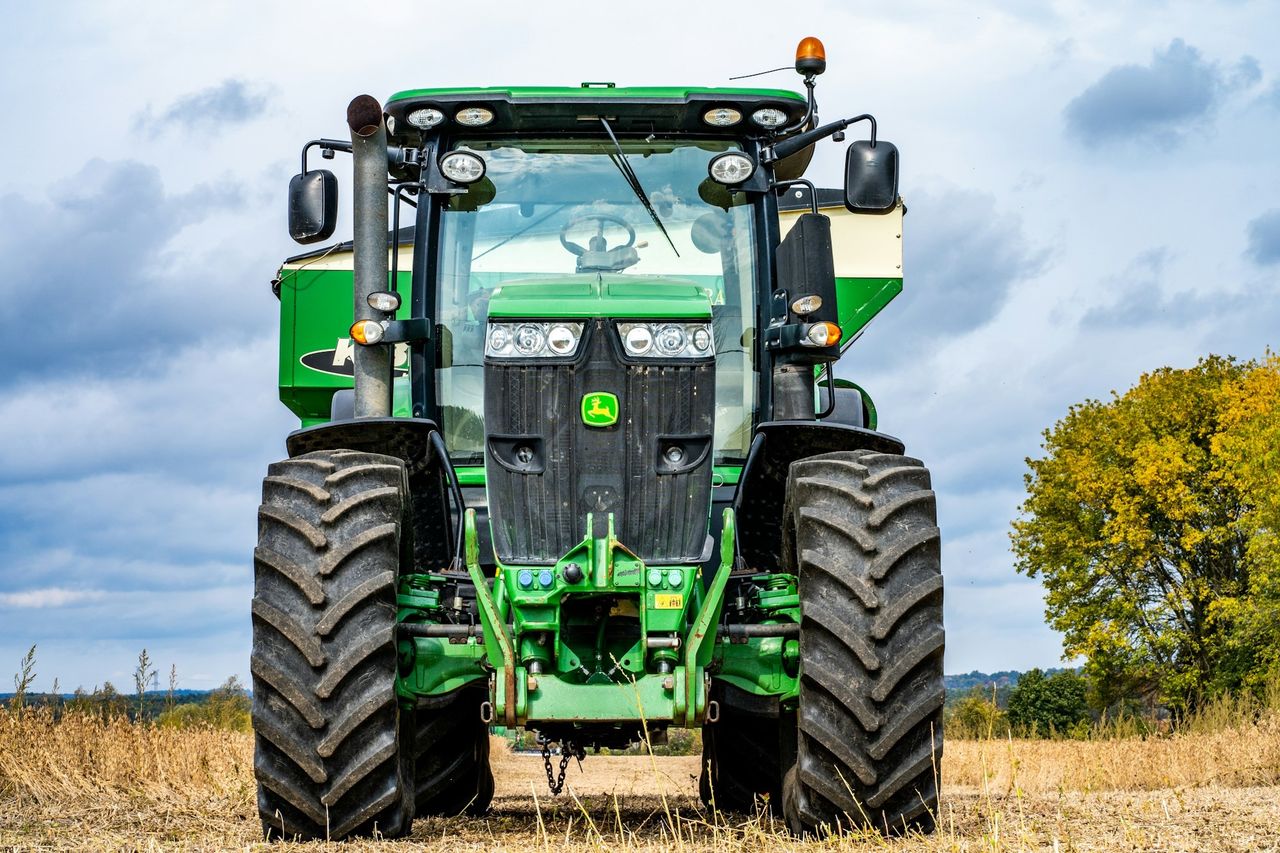 John Deere betalar 99 miljoner dollar i förlikning