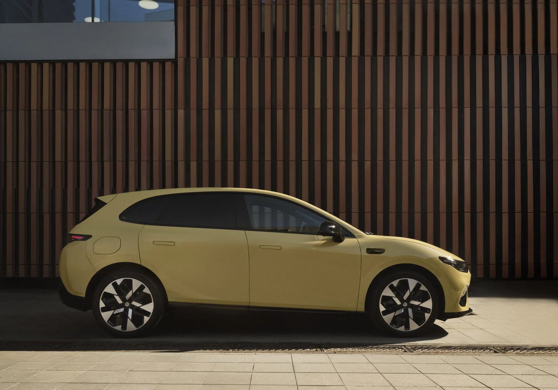 Det här är en av Stellantis billigaste elbilar