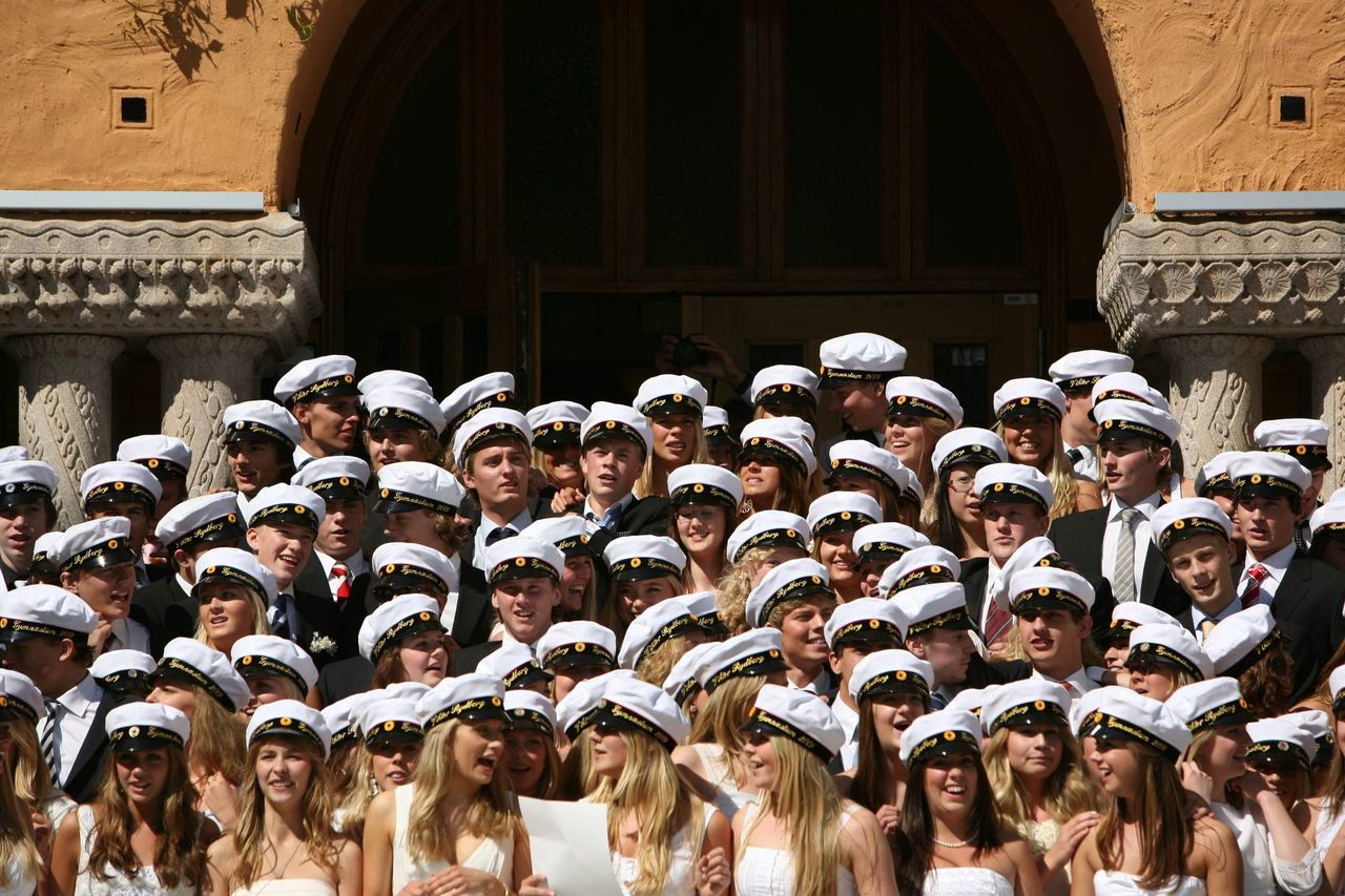 Studentmössebolag anmäls till Konkurrensverket
