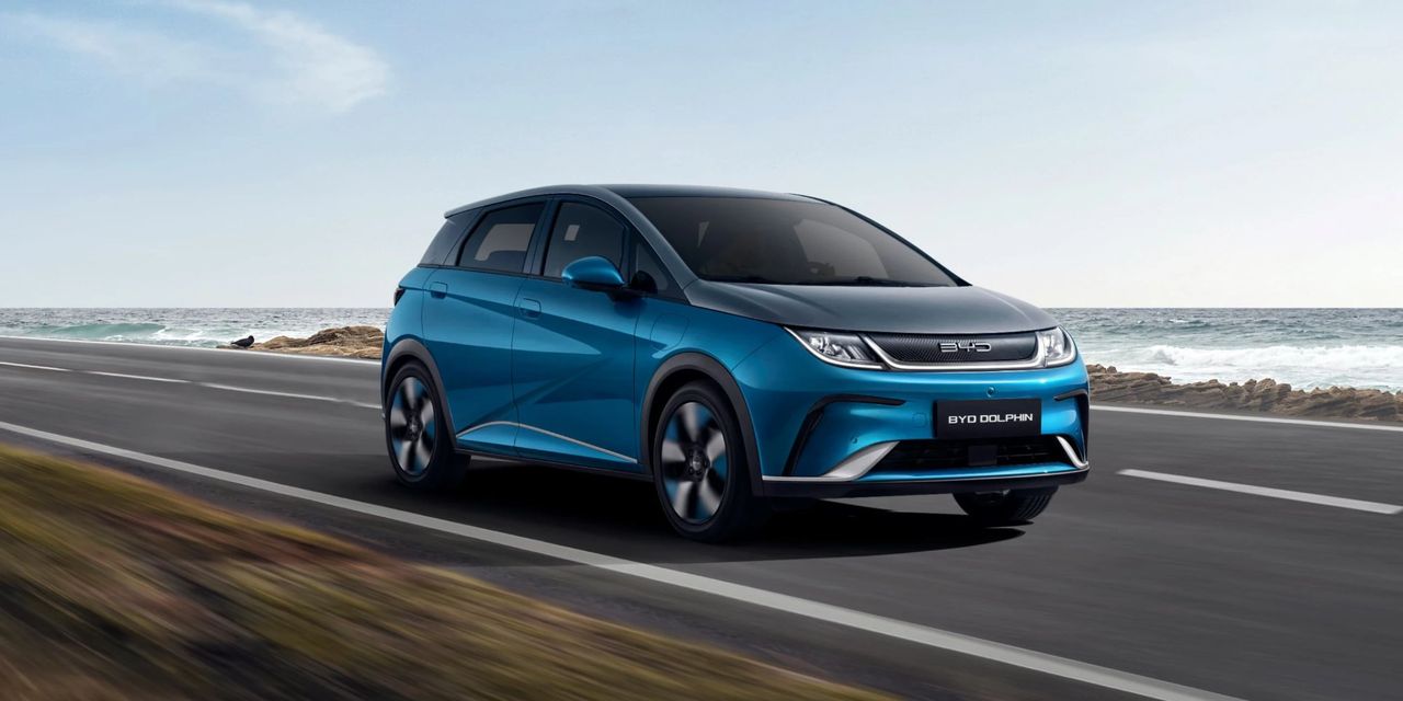 BYD:s vinst ner 55 procent