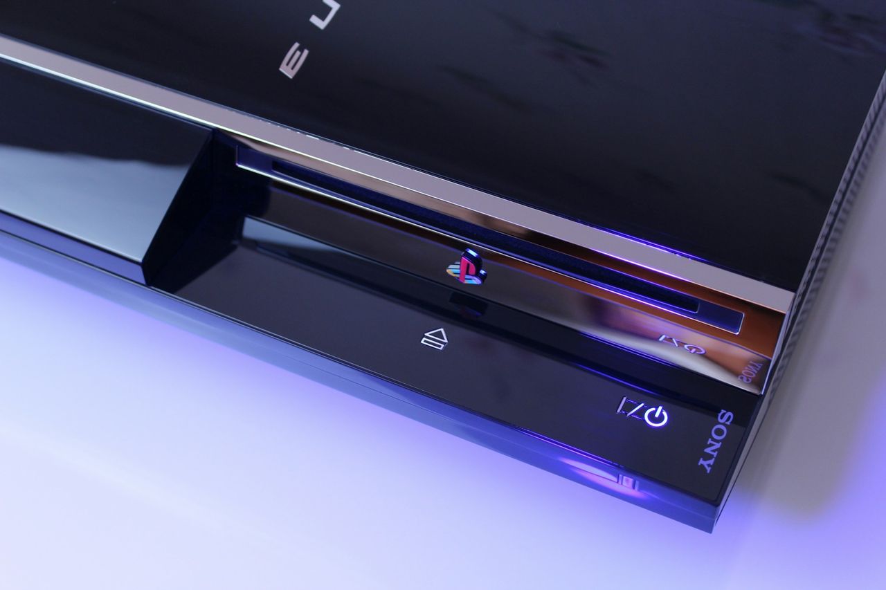 Nu kan du spela PS3-diskar på PS5
