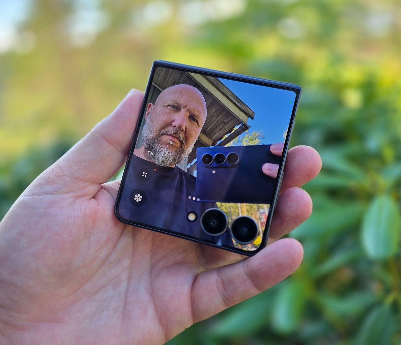 Galaxy Z Flip 8 kan bli Samsungs sista vikbara flip-telefon
