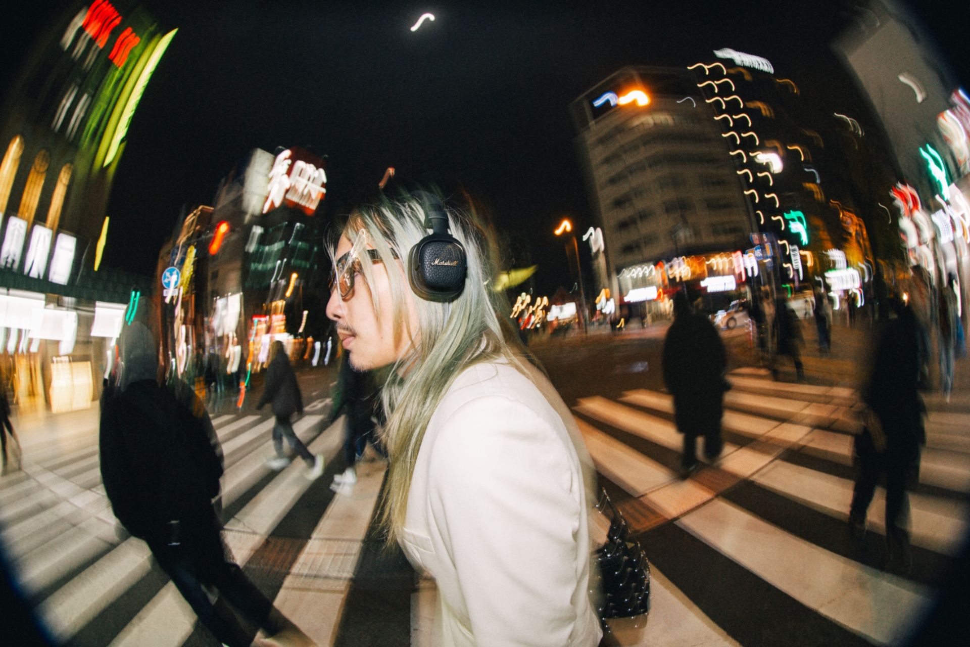 Marshall ger sina on-ear-lurar brusreducering