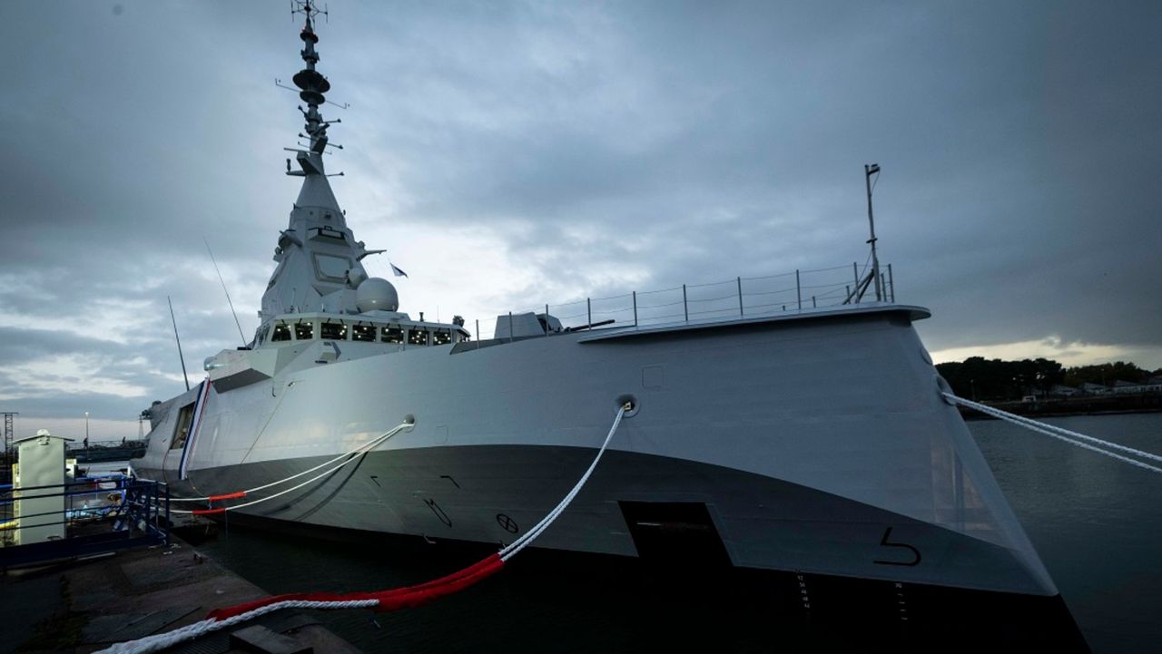 Sverige köper fyra fregatter från Frankrike