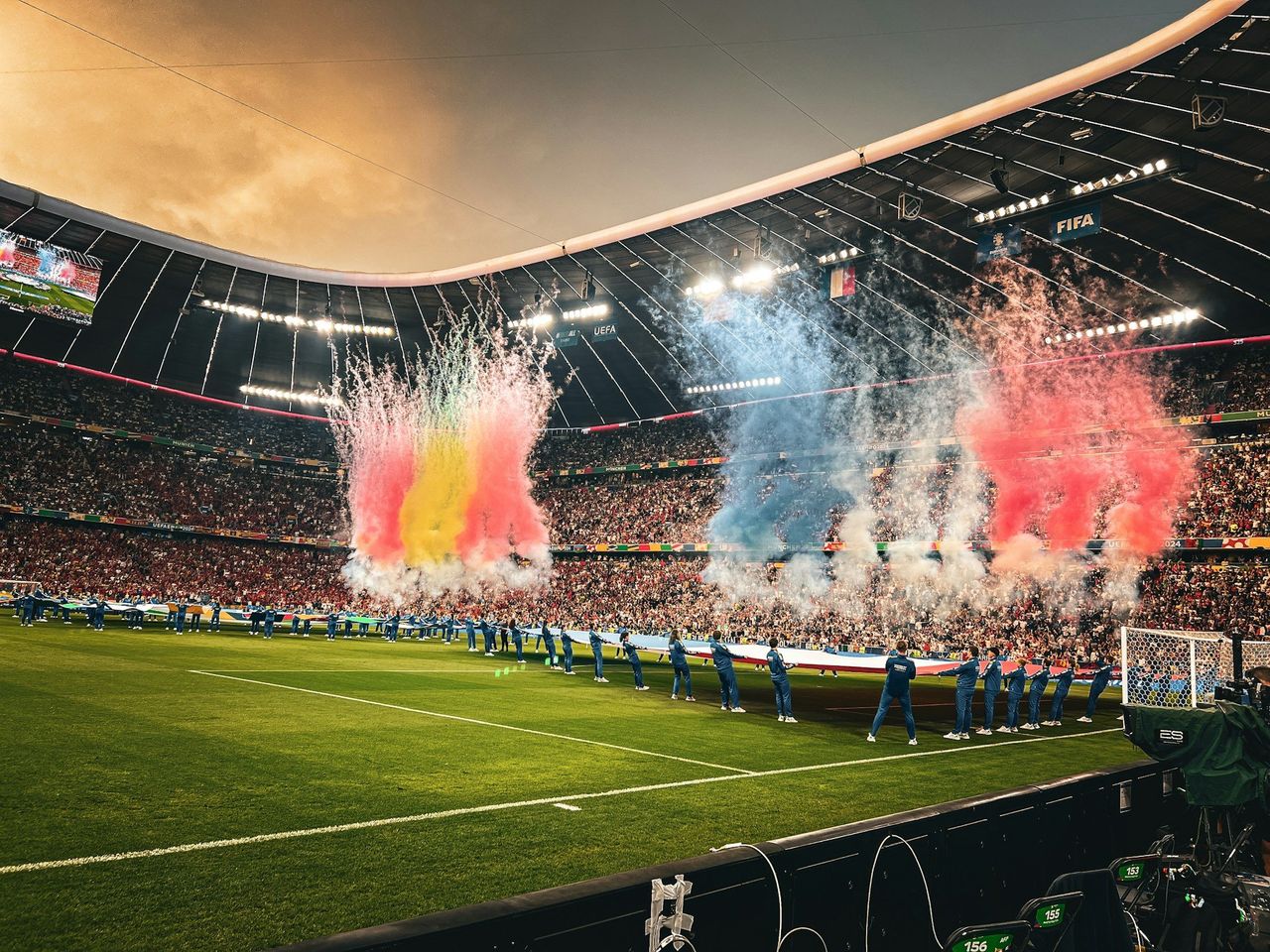 FIFA granskas för biljettpriser inför VM