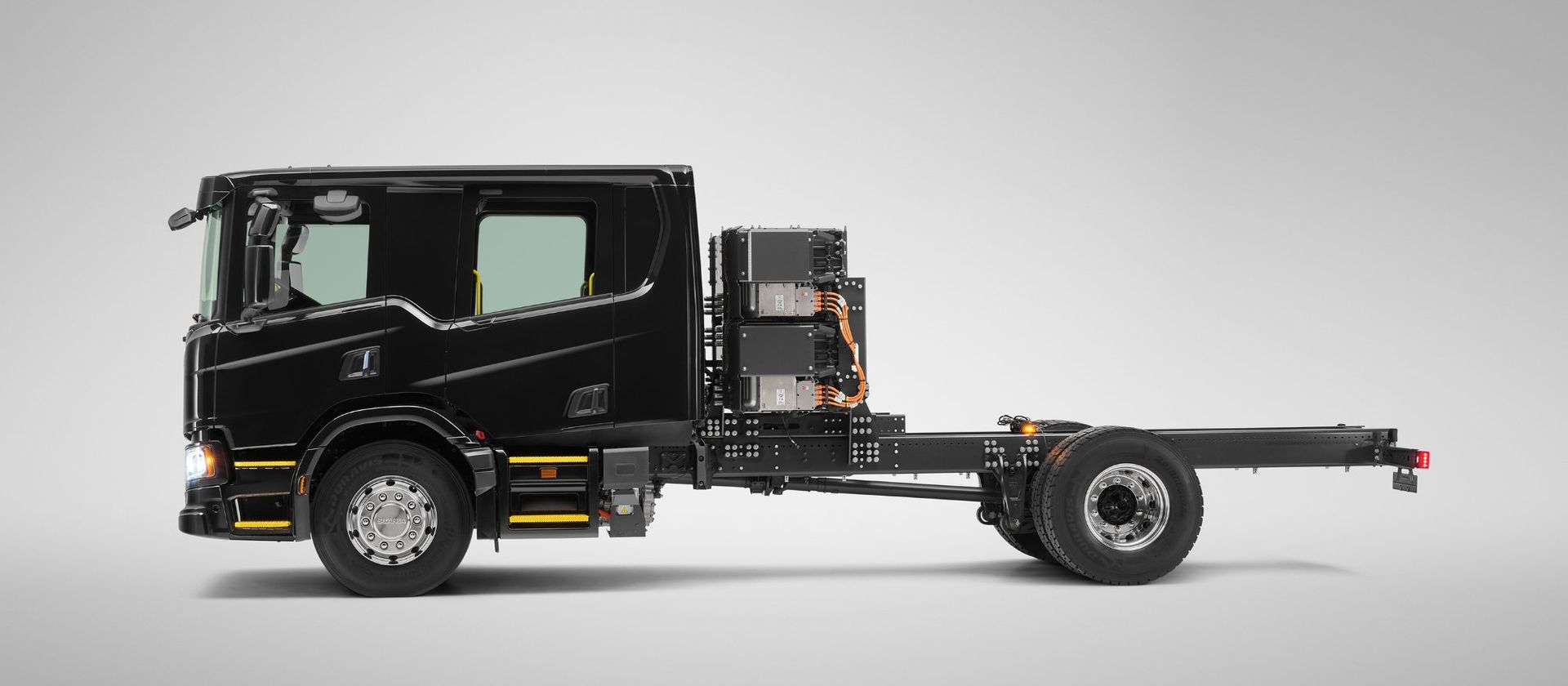 Scania ger upp elektrifieringsmål