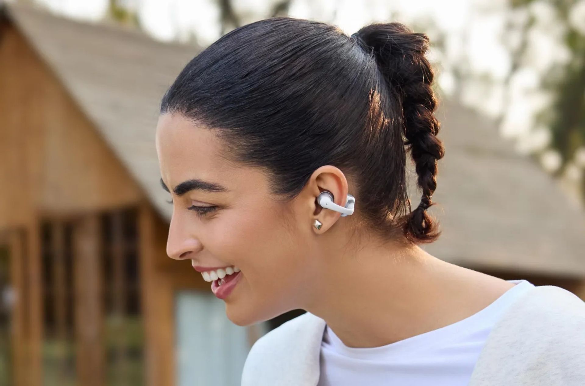 Shokz släpper nya open ear-hörlurar