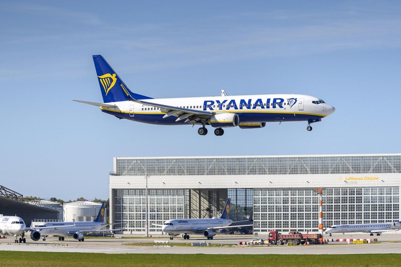 Ryanair riskerar böter för obligatoriska barnavgifter