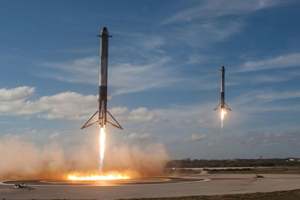 Elon Musk är nu världens första biljonär