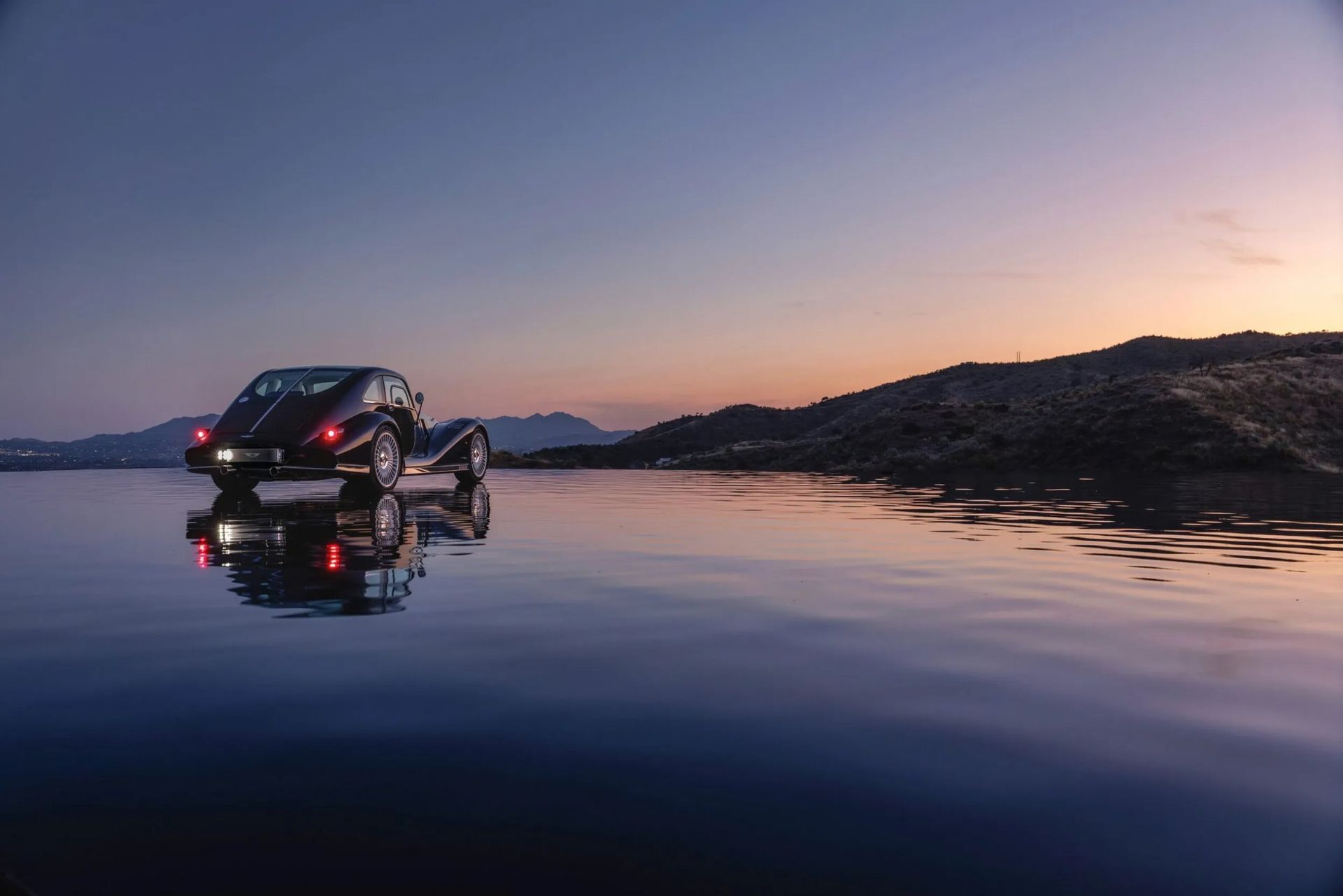 Morgan har tagit fram en coupé av Midsummer