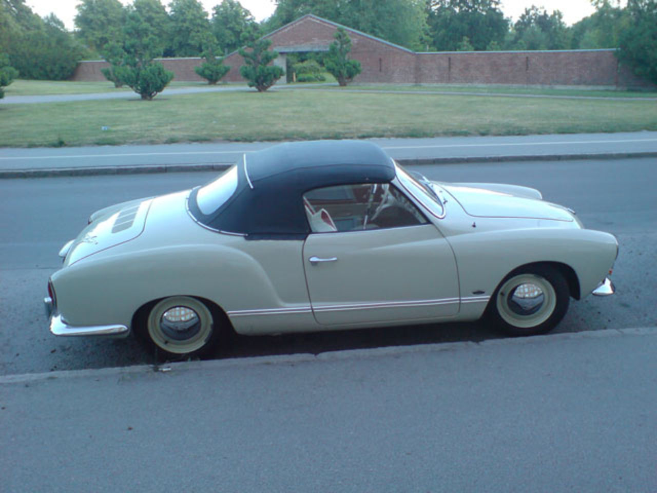 Volkswagen Karmann Ghia