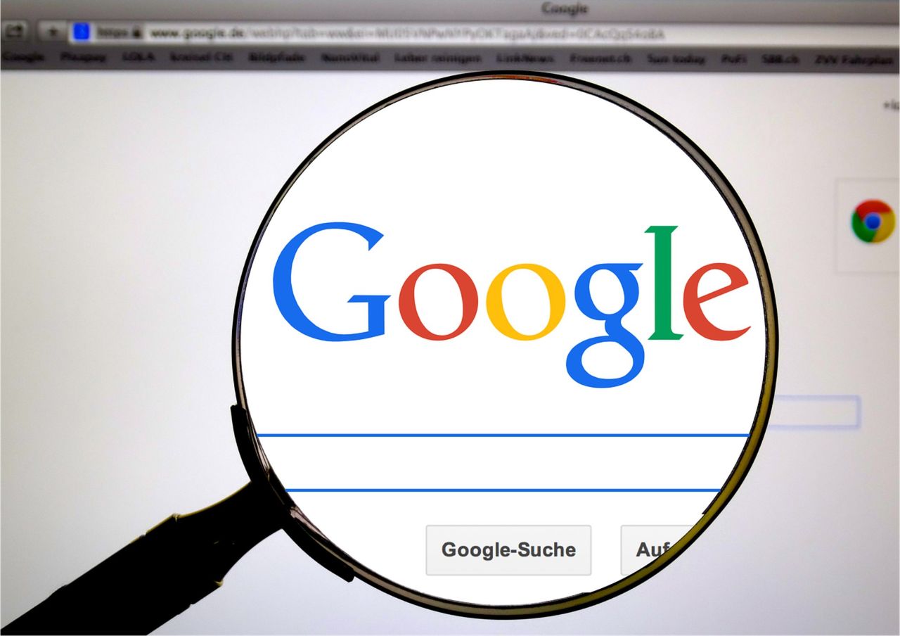 EU tvingar Google att öppna upp