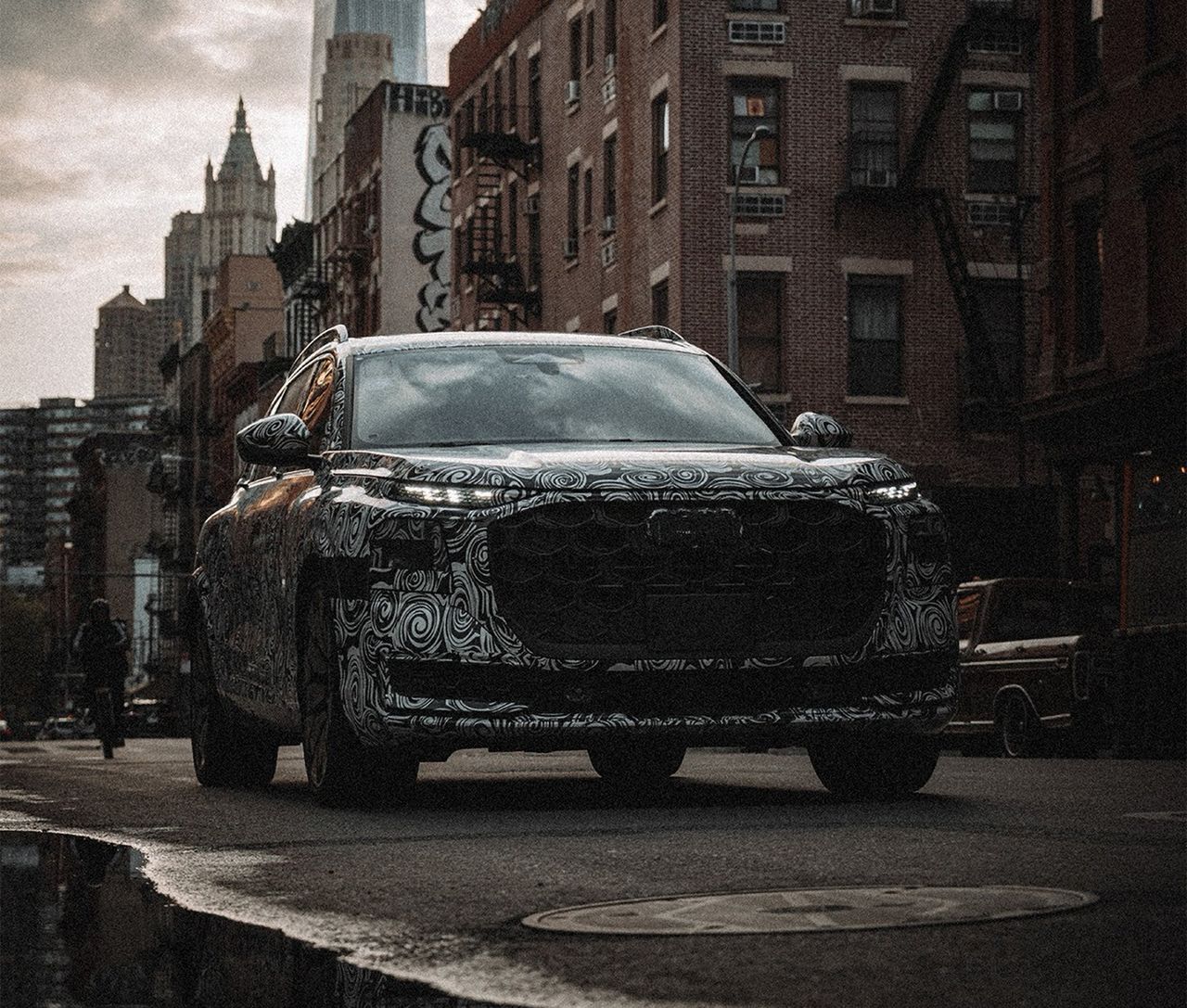 Audi smygvisar nya bjässen Q9
