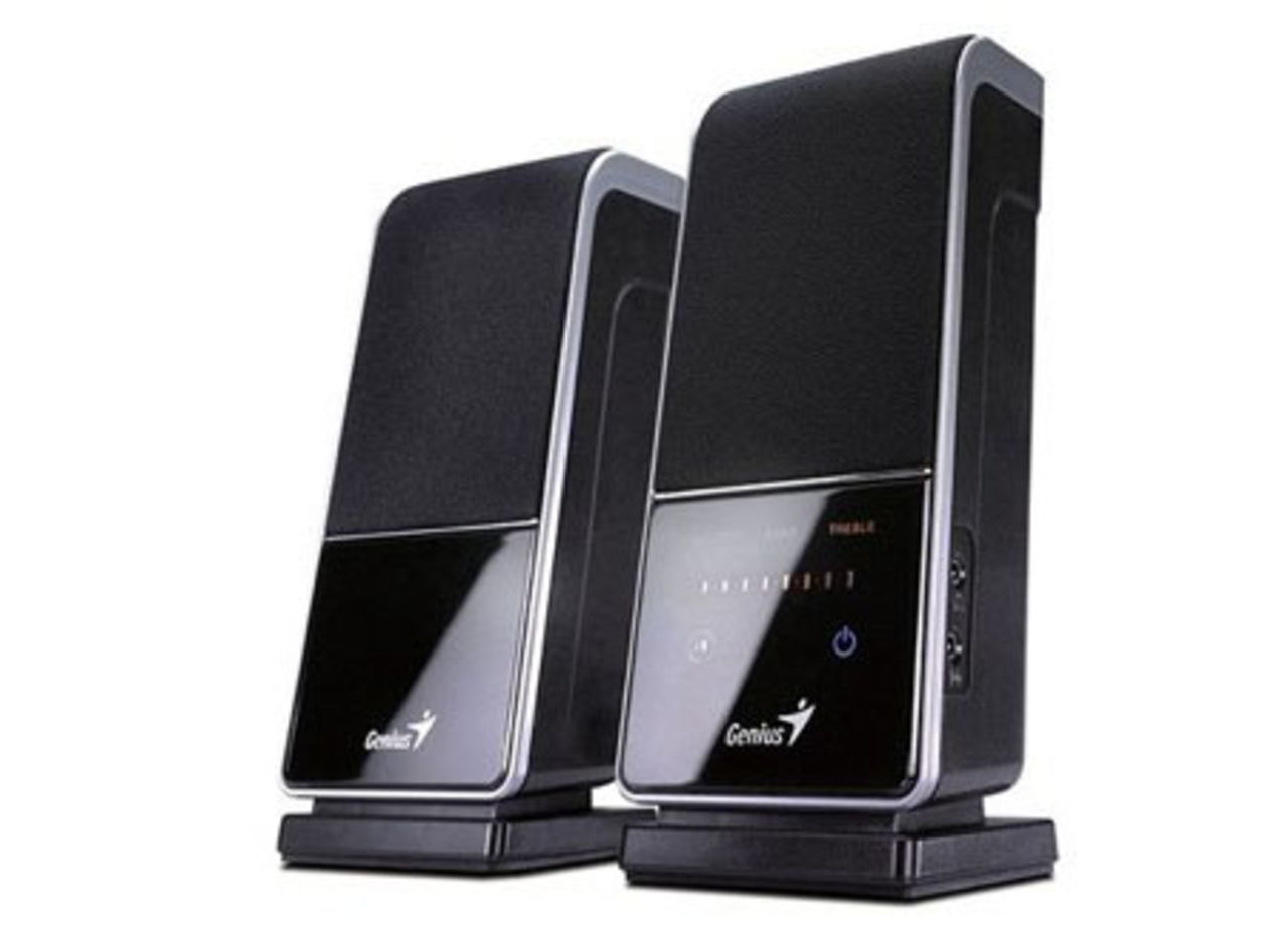 Kontrollera högtalarna genom att peka