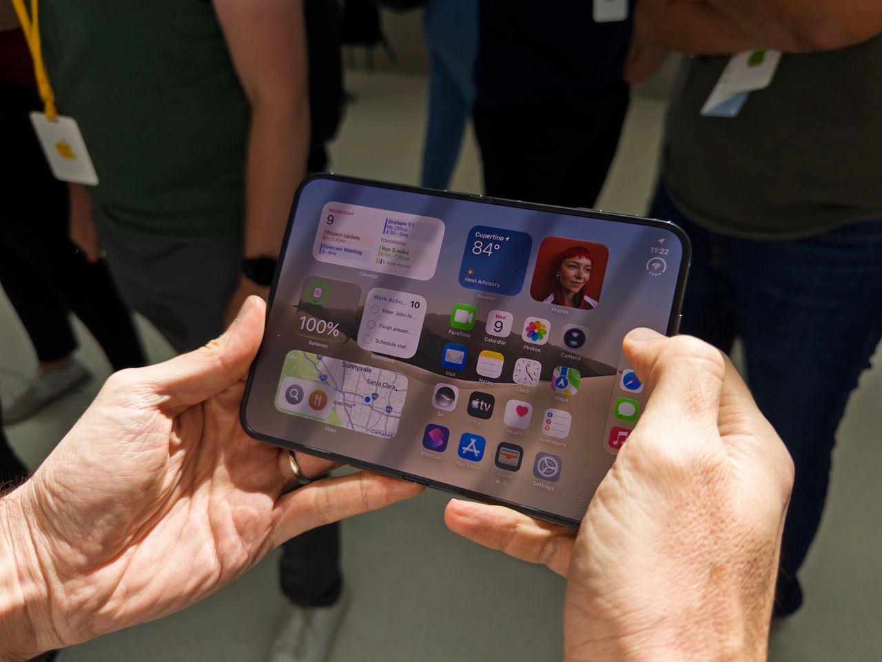 iPhone Duo är Apples första vikbara telefon